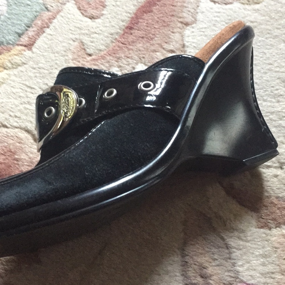 Dress Platforms - Picture 3 of 5